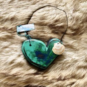 ❤️The MermaidsMirror handmade heart decor!